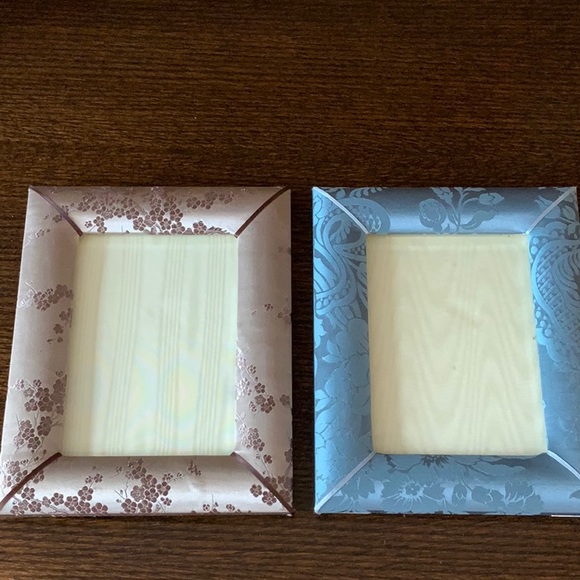 Picture frames - Picture 2 of 5